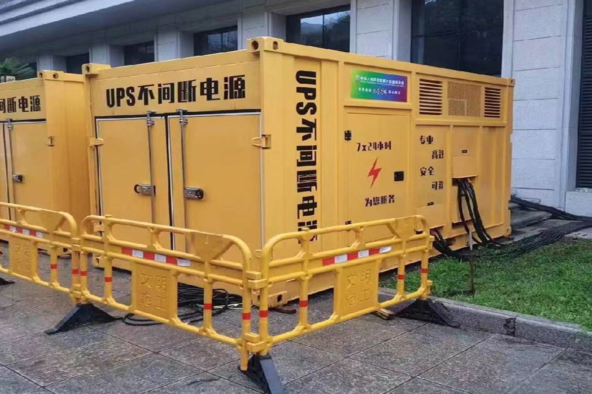 辛集发电机租赁施工现场